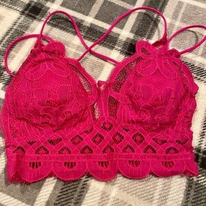 NWT, Zenana Crochet bralette, Small size.